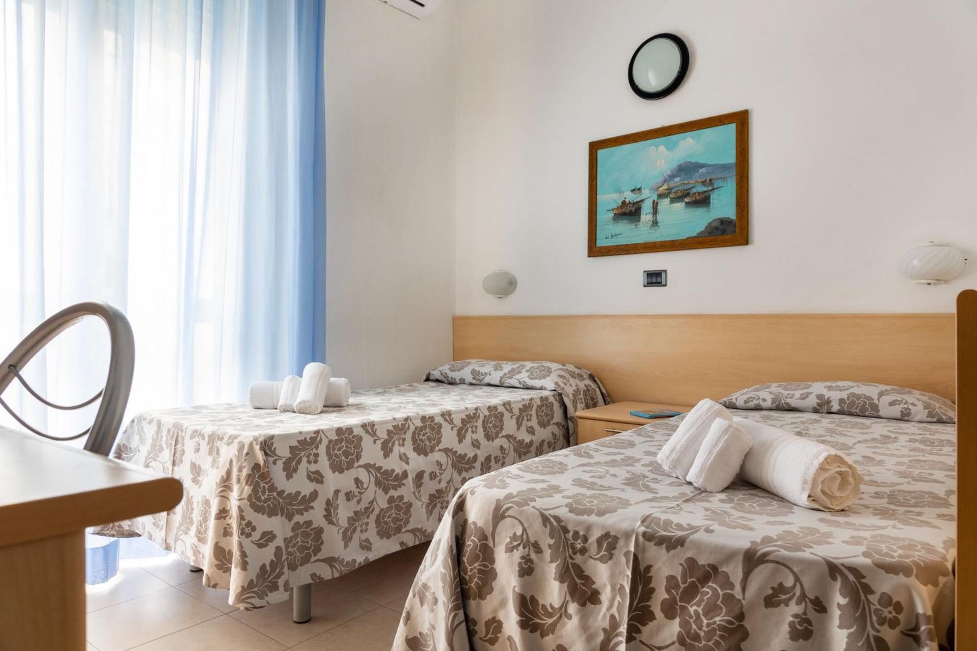 Nautilus Hotel Family All Inclusive Беллария-Иджеа-Марина Экстерьер фото
